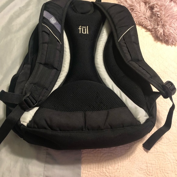 ful Back pack - Picture 3 of 4